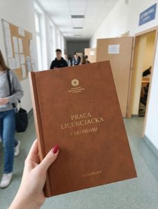 Personalizowana oprawa z logo photo review