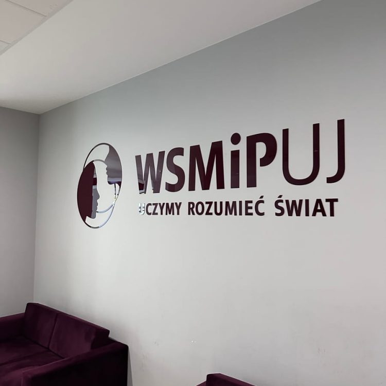 litery z plexi-wideo litery z plexi-wideo